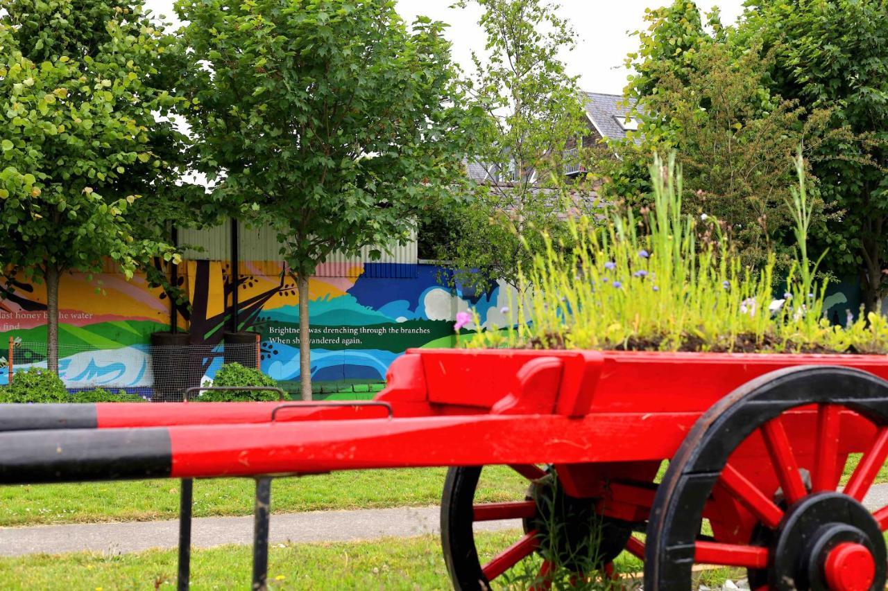 Long Quay Apartments, Clonakilty Buitenkant foto