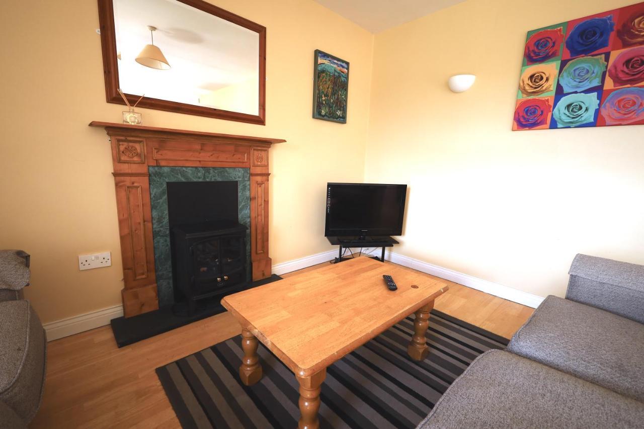 Long Quay Apartments, Clonakilty Buitenkant foto